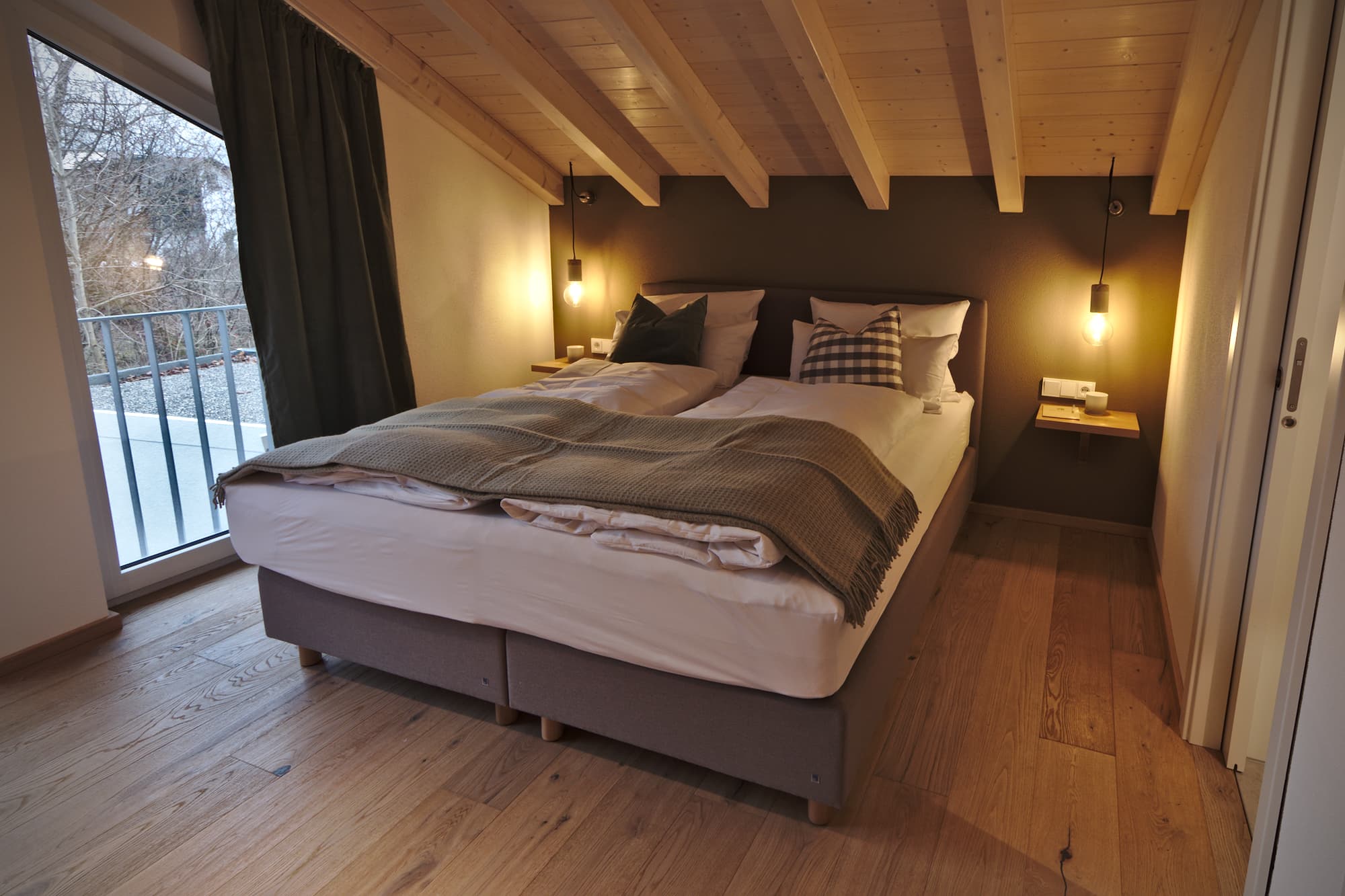 Apartment Resi 4